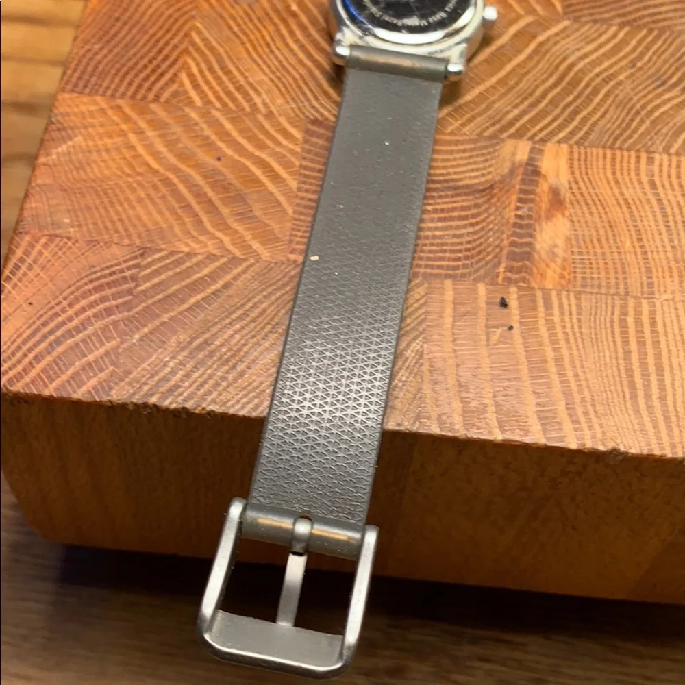Original Oui Bee Art watch